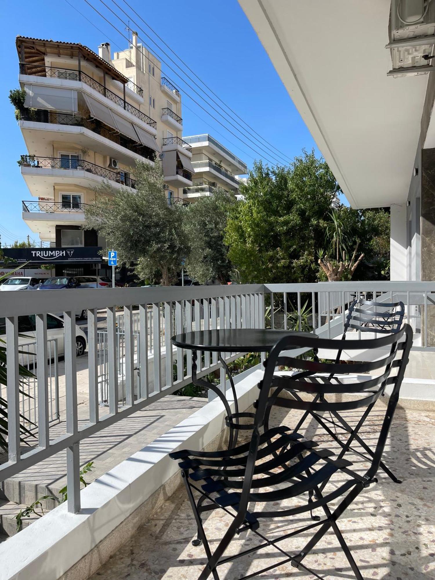 Athenean Bnb Seaside Serenity Steps From The Riviera Exteriér fotografie