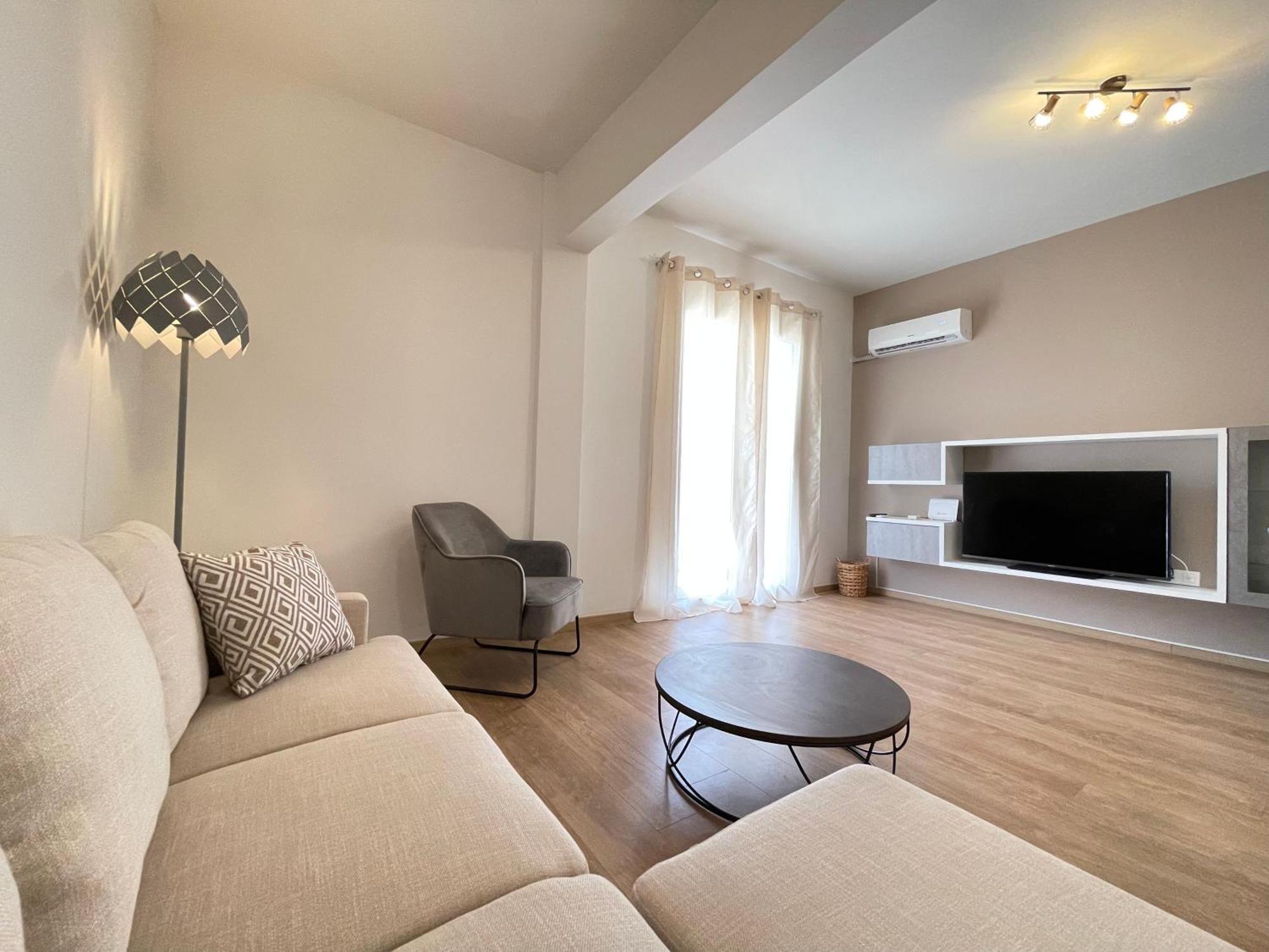 Athenean Bnb Seaside Serenity Steps From The Riviera Exteriér fotografie