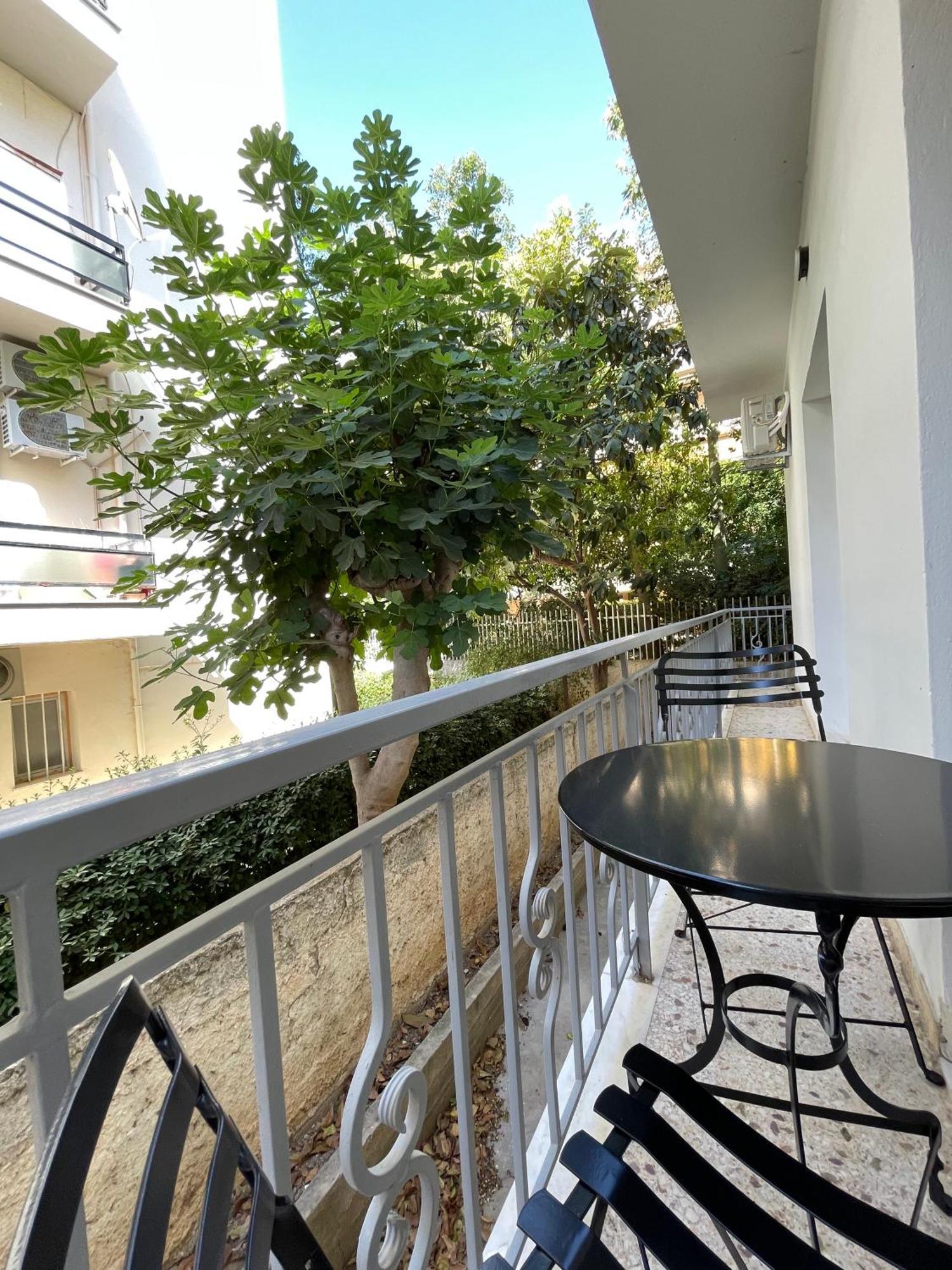 Athenean Bnb Seaside Serenity Steps From The Riviera Exteriér fotografie