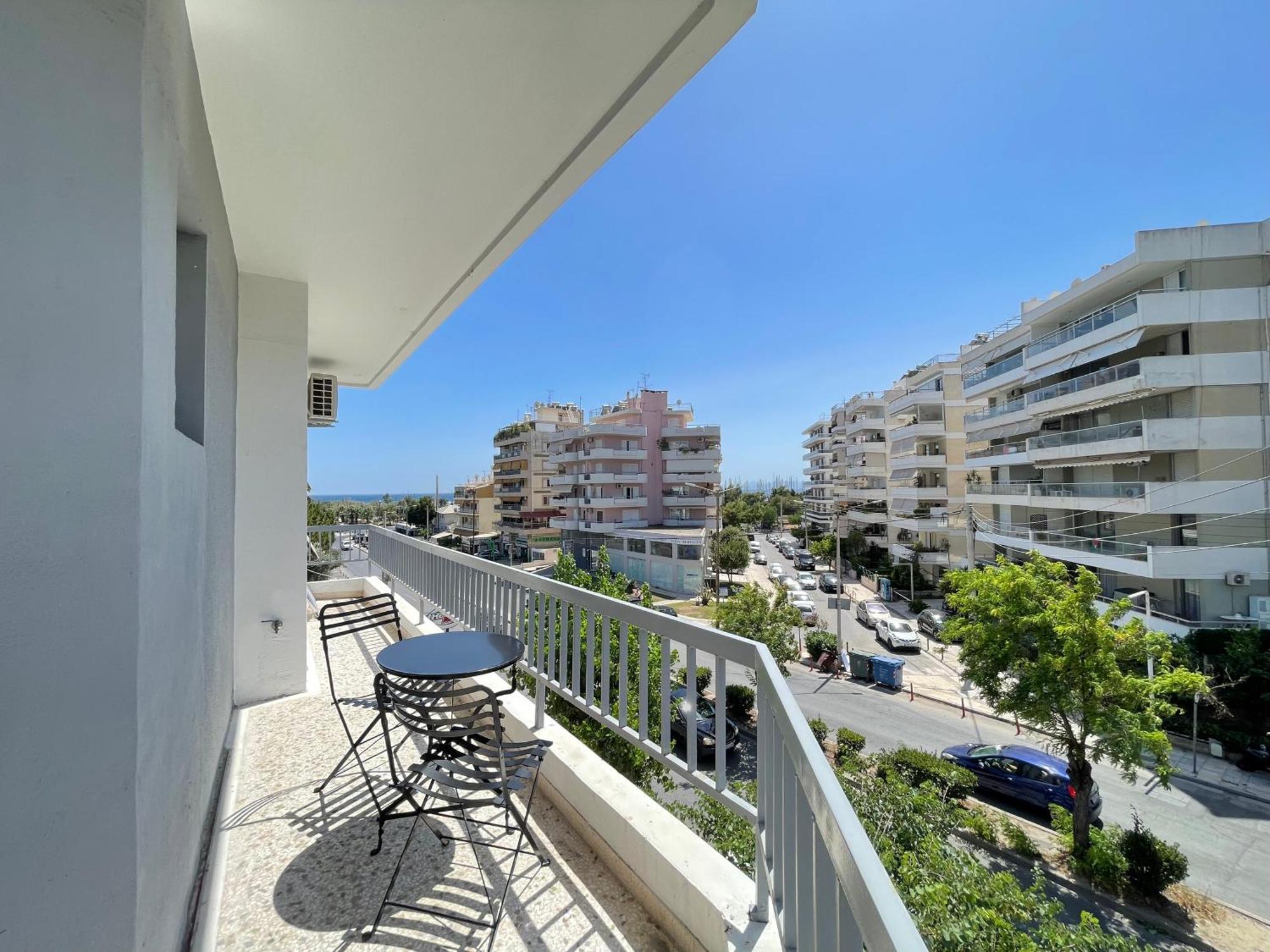 Athenean Bnb Seaside Serenity Steps From The Riviera Exteriér fotografie